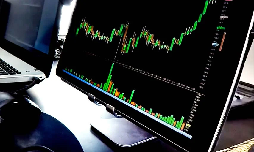 Borsa Robotları Kendi Başına Yeterli mi? Manuel Müdahale Gerekir mi?